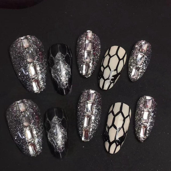 High-end custom light luxury model almond hand-painted black wearable manicure  B35  Wearing Nails